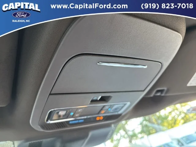 Used 2025 Red Ford King Ranch image 32