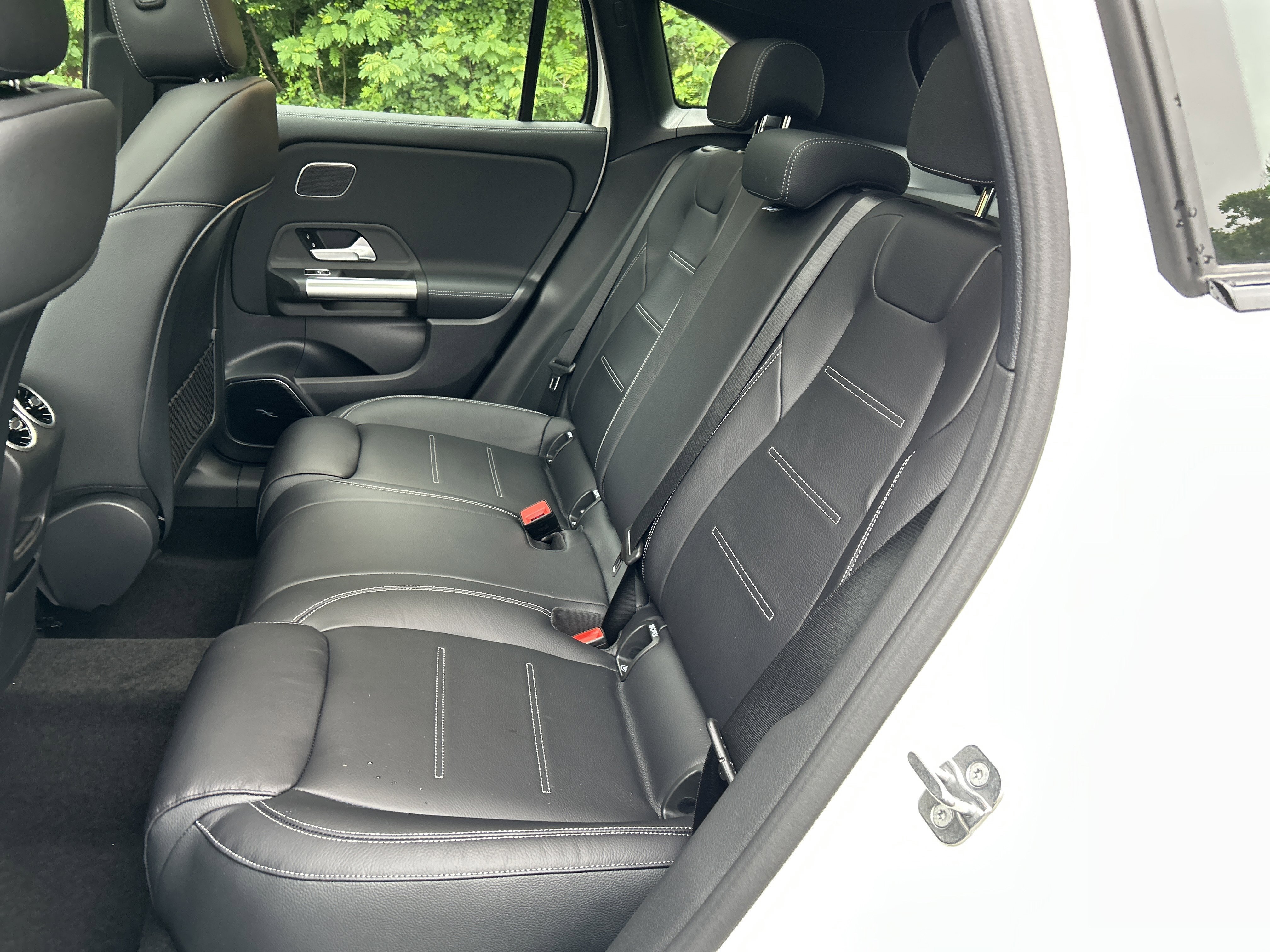New 2026 Polar White Mercedes-Benz AMG® GLA 35 4MATIC® SUV image 36