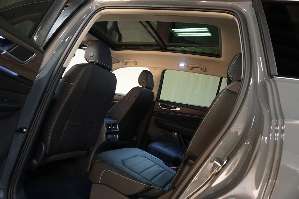 New 2026 Pure Gray Volkswagen SEL image 33