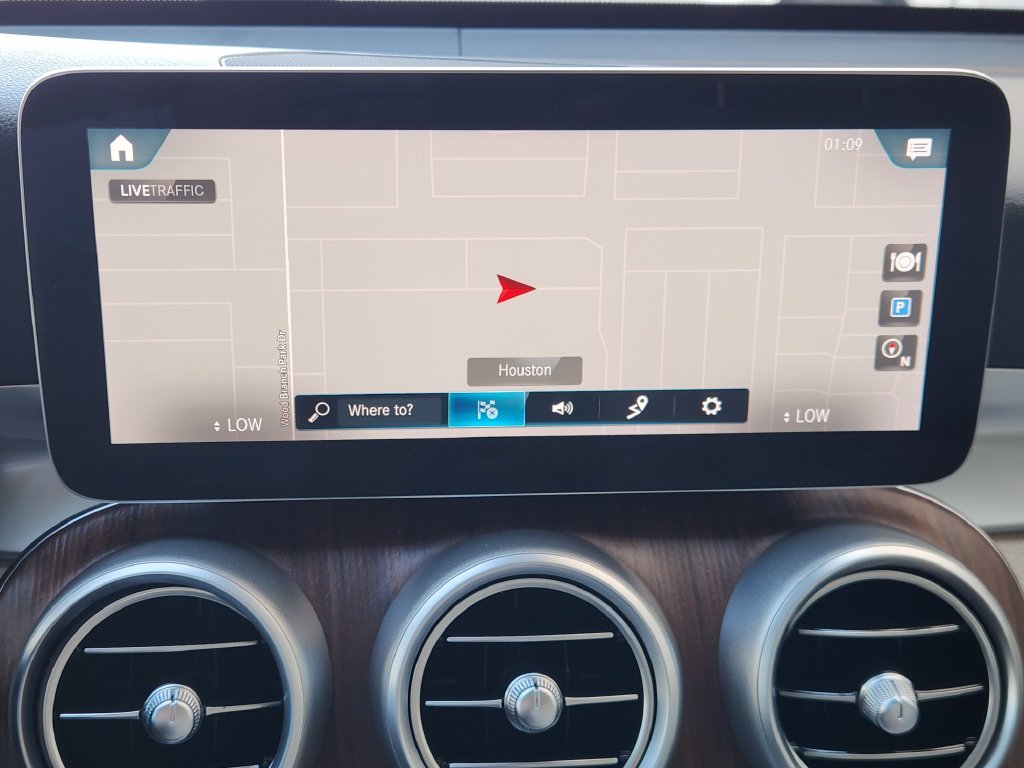 Used 2022  Mercedes-Benz GLC 300 image 16