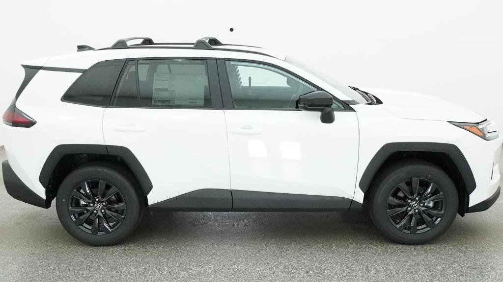 New 2026 Ice Cap Toyota XLE Premium image 14