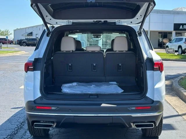 New 2026 Summit White Buick Preferred image 10