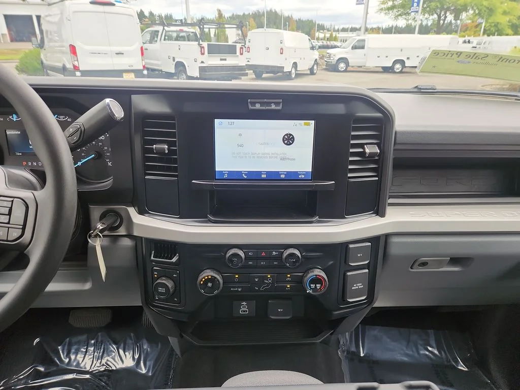 New 2026 White Ford XL image 25