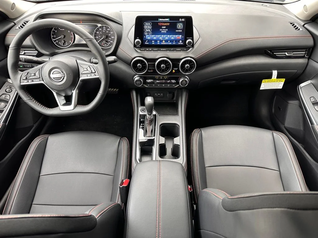 New 2025 Two-tone Atlantic Gray Metallic / Super Black Nissan SR image 19