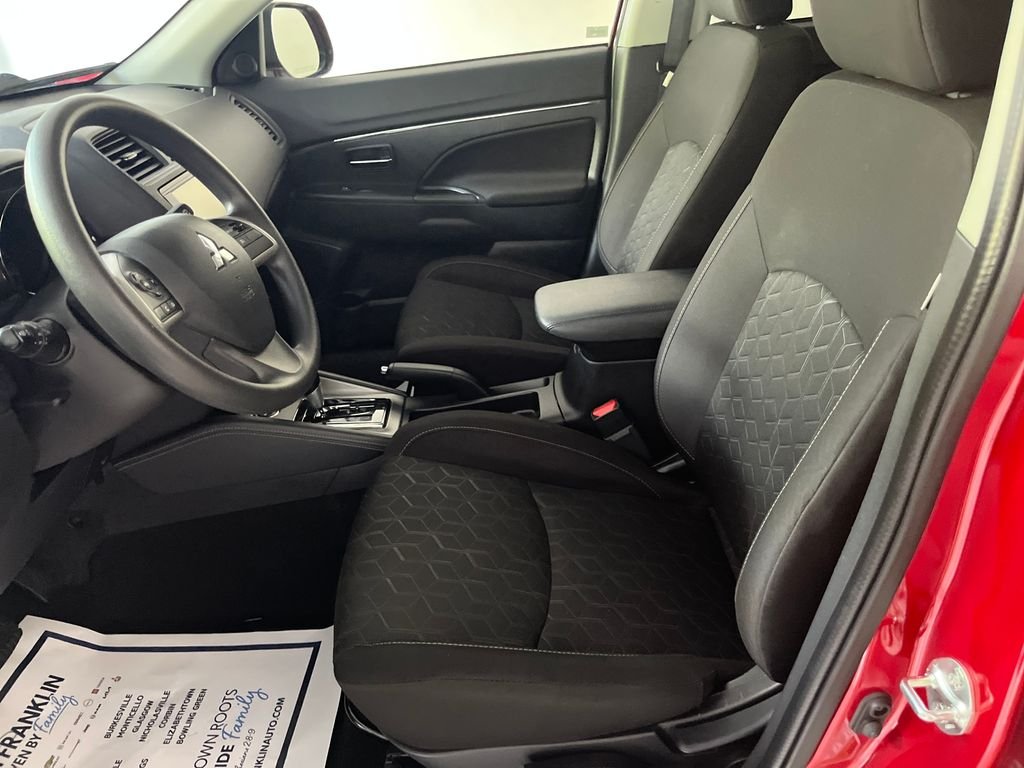 Certified Used 2025 Black Mitsubishi  image 12