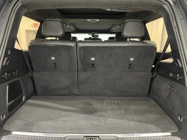 Used 2022 Black Jeep Series III image 26