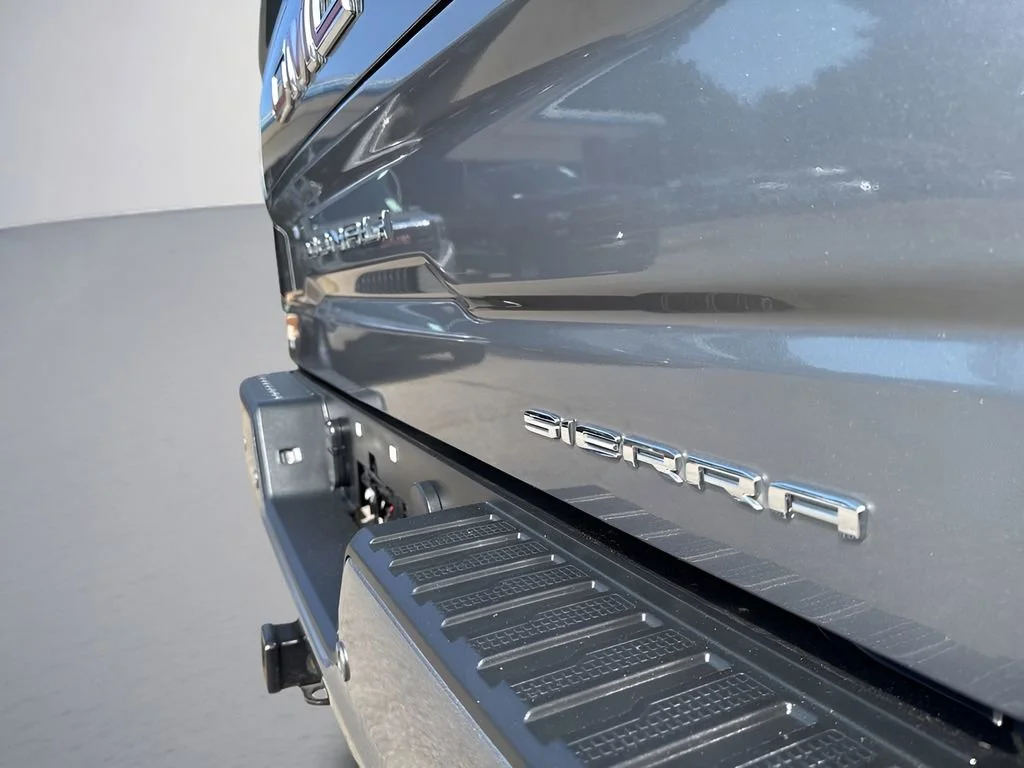 Used 2021 Satin Steel Metallic GMC Denali image 41