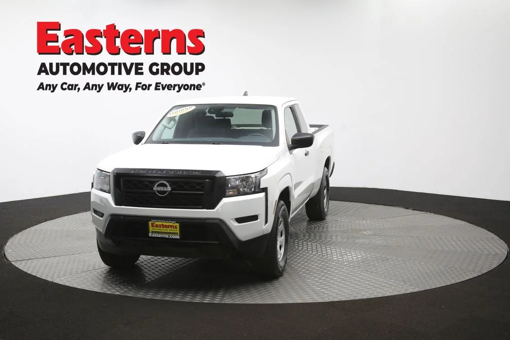 Used 2022 White Nissan S image 54