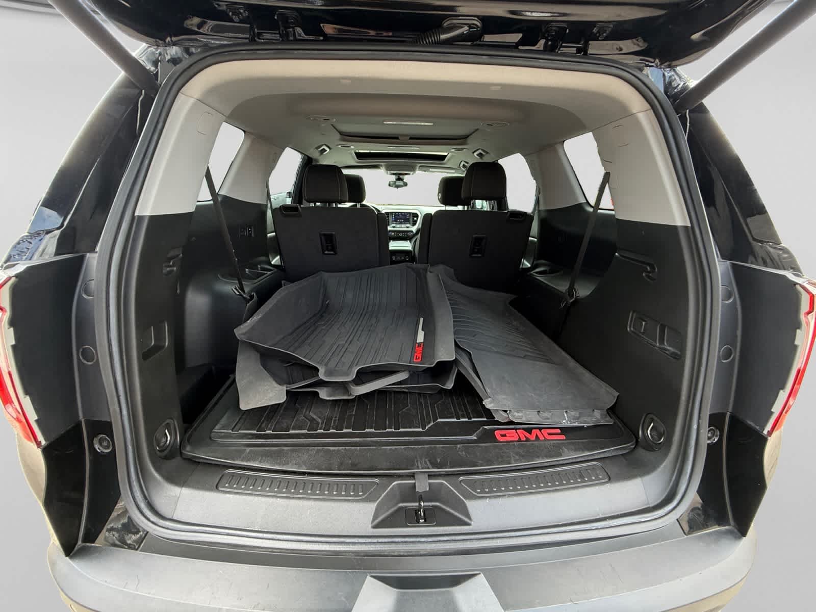 2023 GMC Acadia SLE - Photo 23