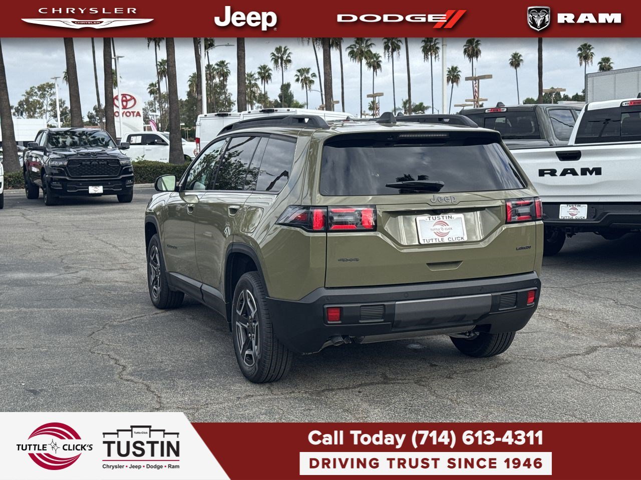 New 2027 41 Paint Jeep Laredo image 12