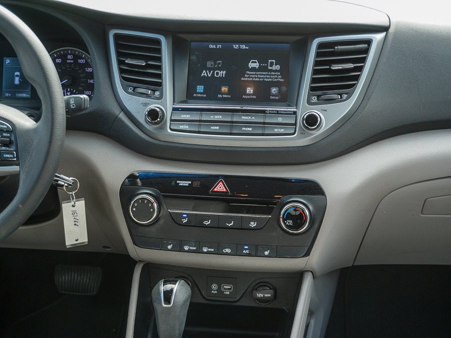 Used 2018 Gray Hyundai SEL image 15