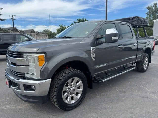 Used 2017 Magnetic Ford Lariat image 8