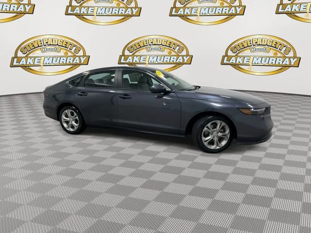 Used 2024 Meteorite Gray Metallic Honda LX image 4