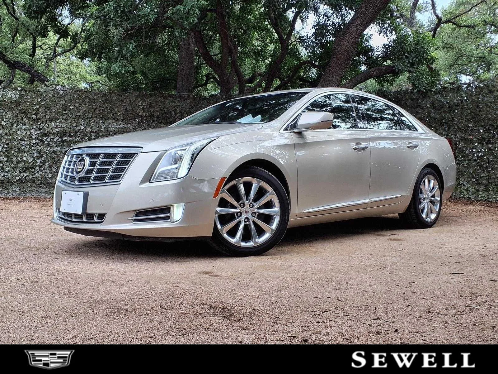 2013 Cadillac XTS 3.6L AWD Luxury Collection's photo