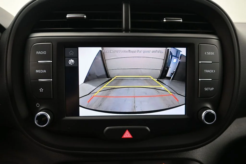 Used 2025 White Kia LX image 18