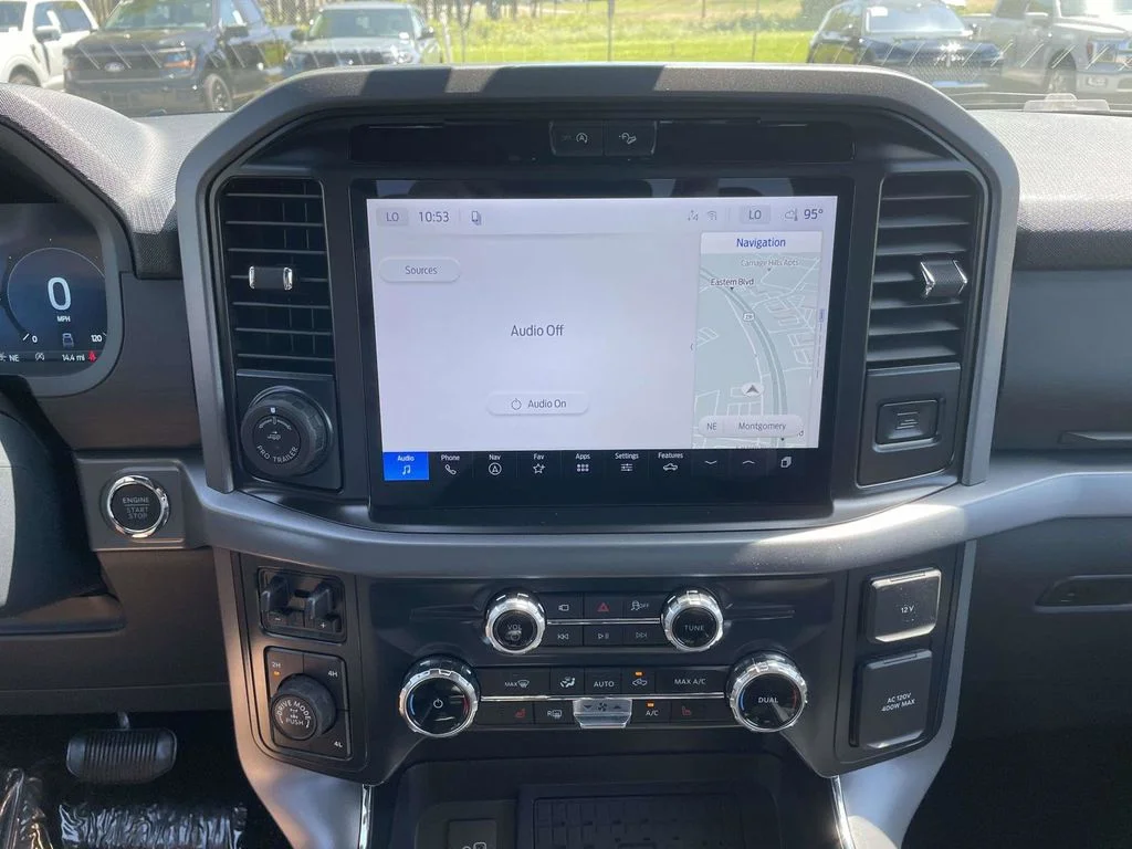 New 2026 Carbonized Gray Metallic Ford XLT image 22