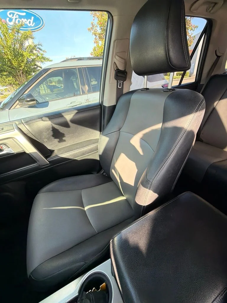 Used 2016  Toyota SR5 Premium image 12