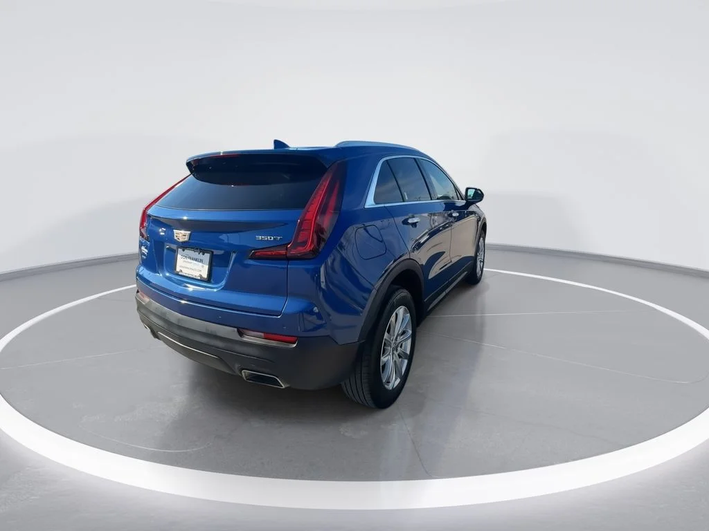 Used 2023 Blue Cadillac Luxury image 8