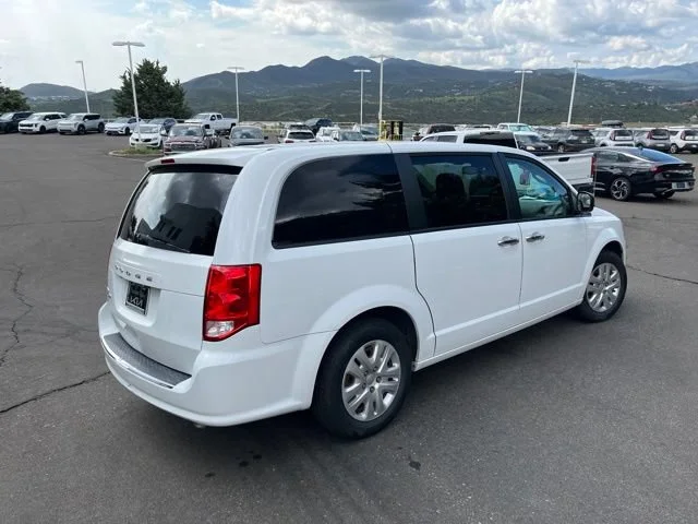 Used 2019 White Knuckle Clearcoat Dodge SE image 8