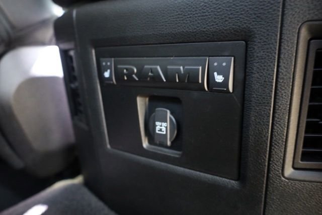 Used 2018 Black Ram Laramie image 33