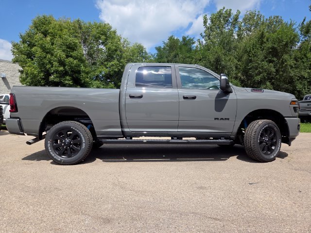 New 2026 Ceramic Gray Clear-Coat Exterior Paint RAM Big Horn image 28