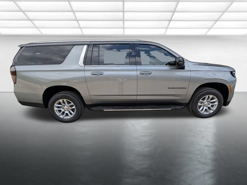 2026 Chevrolet Suburban LT - Photo 34