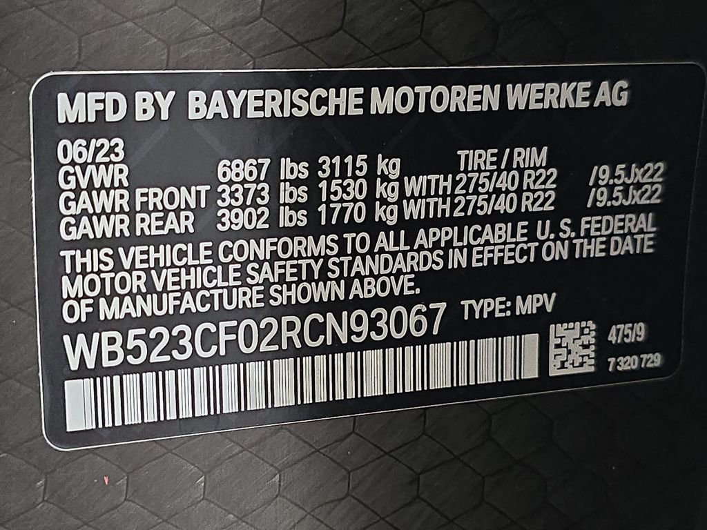 Used 2024 Black Sapphire Metallic BMW xDrive50 image 34
