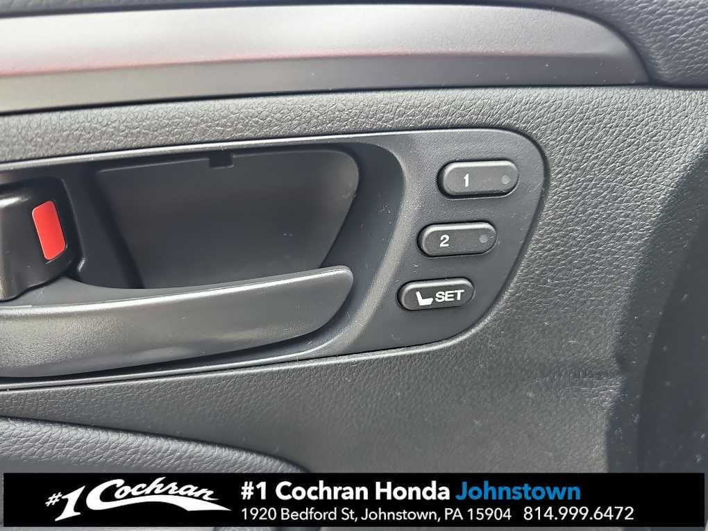 Used 2025 Sonic Gray Pearl Honda EX-L image 23