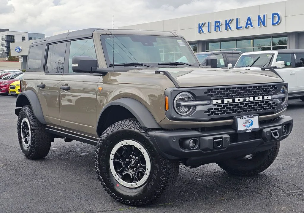 2025 Ford Bronco Badlands 4x4's photo