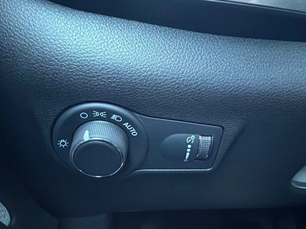 Used 2024 White Jeep Sport image 10