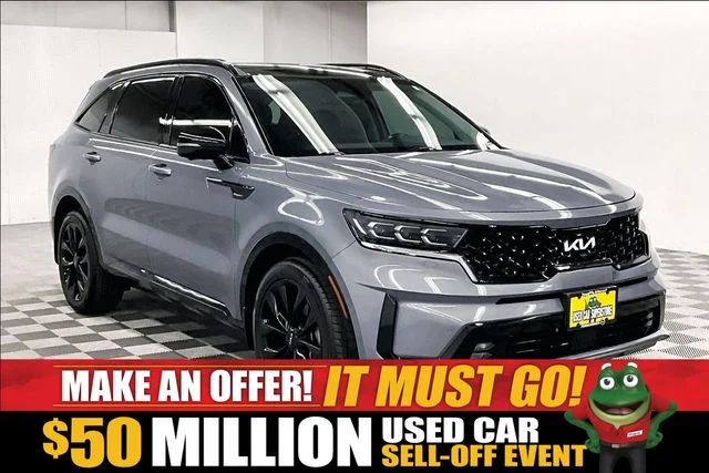 Used 2022 Everlasting Silver Kia SX-Prestige image 1