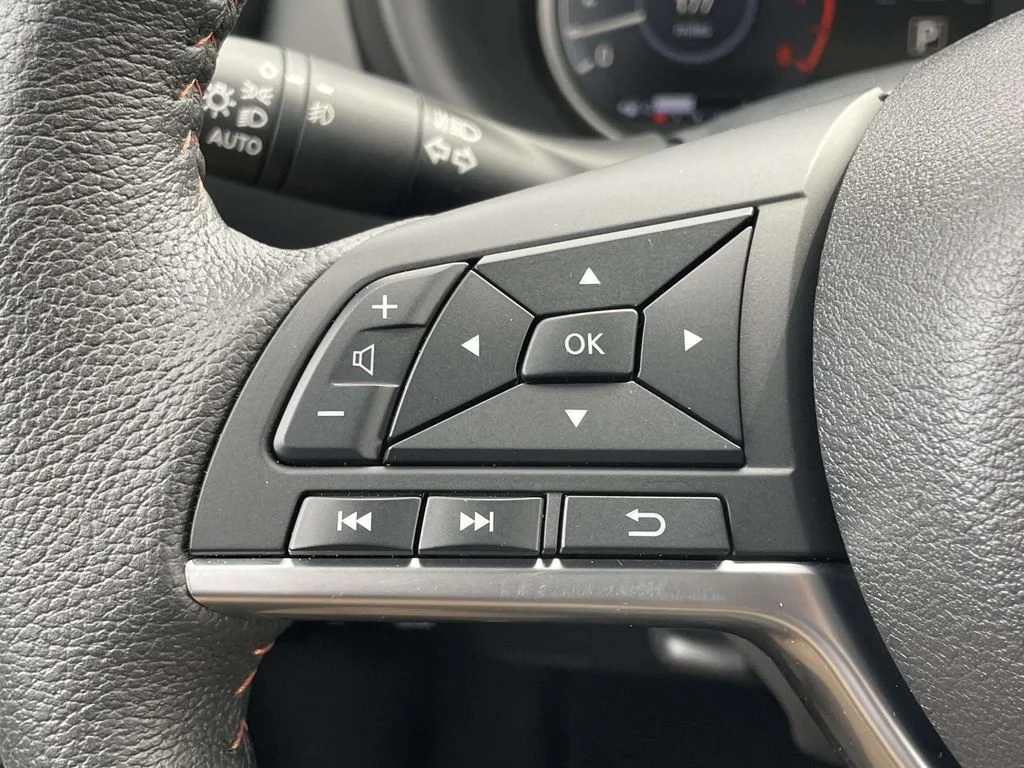 2018 Nissan Kicks SR - Photo 9