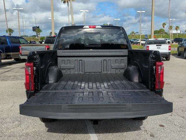 New 2026 Agate Black Metallic Ford XLT image 13