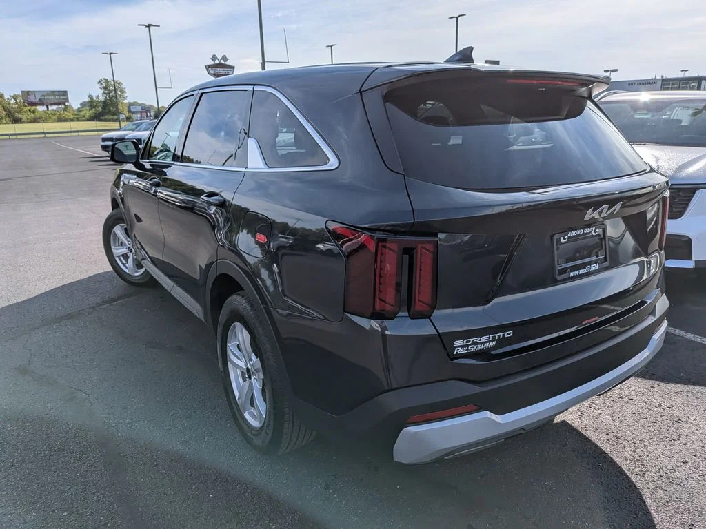 New 2026  Kia LX image 32