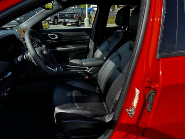 Used 2026 Joose Jeep Limited image 15