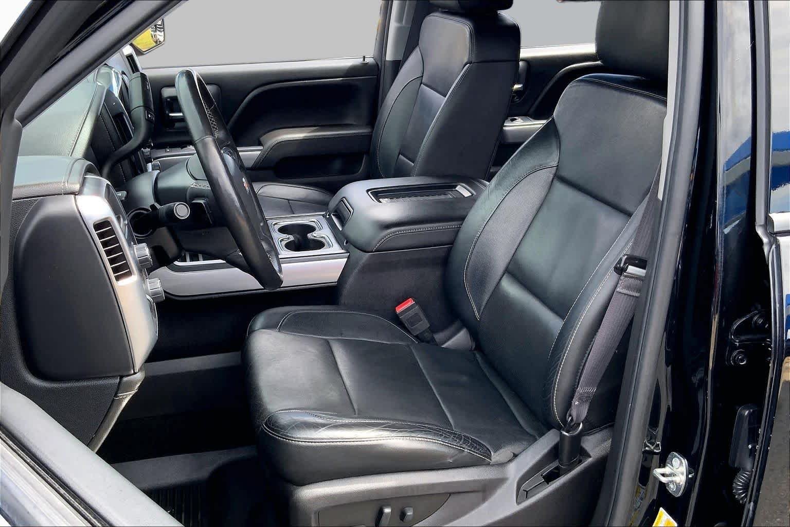Used 2017 Black Chevrolet LTZ image 8