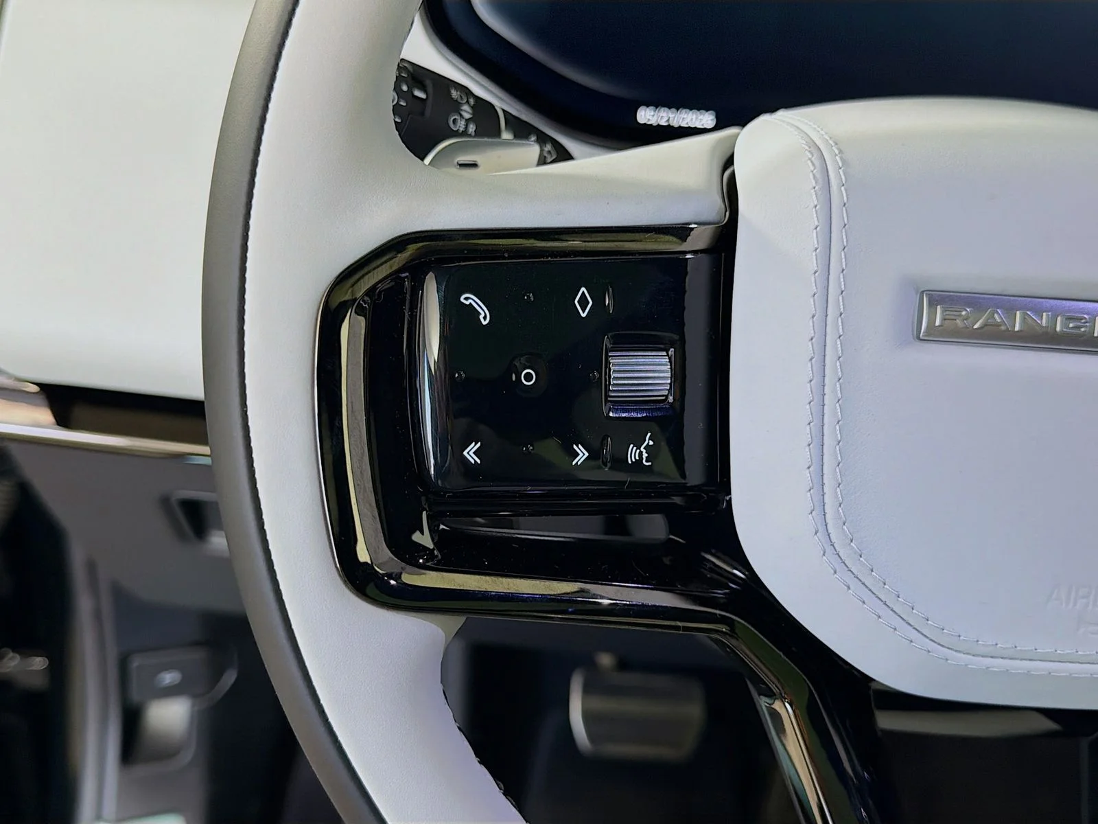 2026 Land Rover Range Rover Sport Dynamic SE - Photo 12