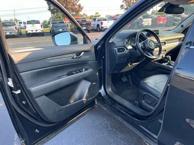 Used 2018 Black Mazda Grand Touring image 3