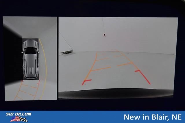 New 2026 Mosaic Black Metallic Chevrolet Z71 image 3