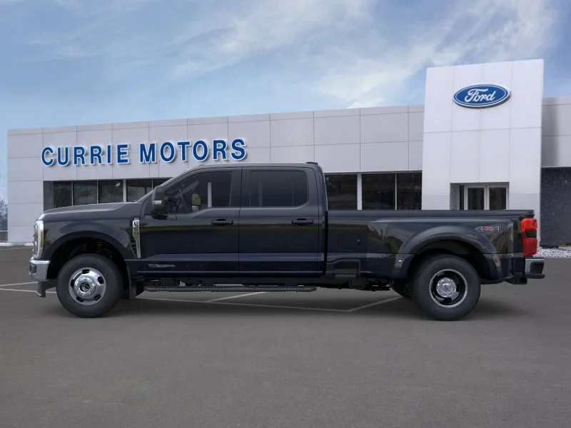 New 2026 Agate Black Metallic Ford XLT image 25