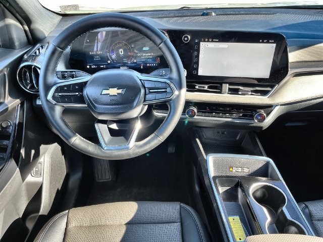 Used 2025 Cacti Green Chevrolet LT image 13