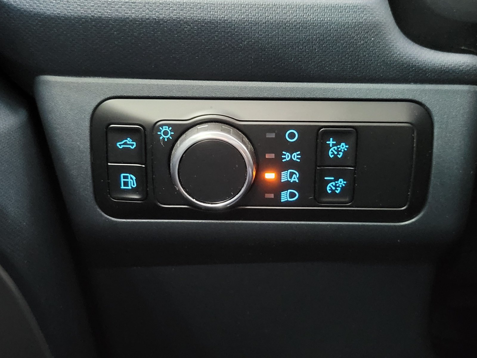 Certified Used 2024 Gray Ford XLT image 14