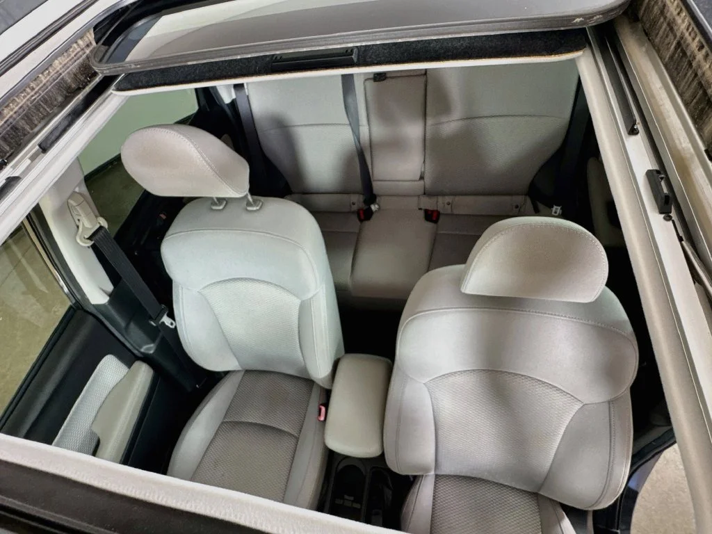 Used 2018 Gray Subaru 2.5i Premium image 26
