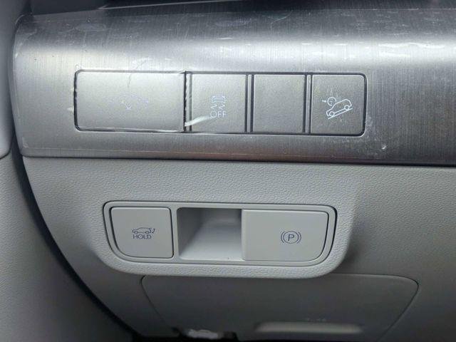 New 2026 Gray Hyundai Limited FWD image 25