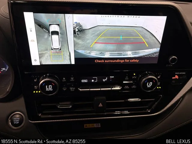 Used 2024  Toyota Platinum image 19