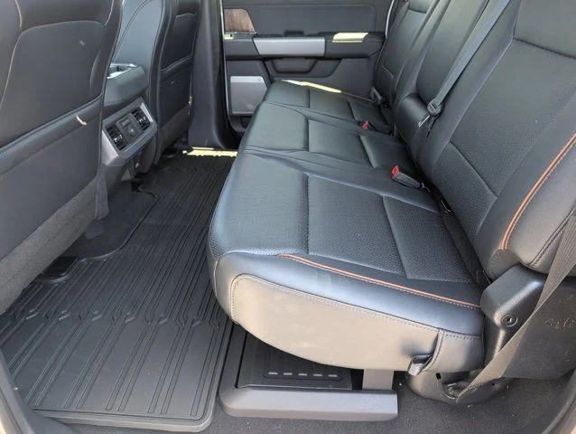 New 2026 Oxford White Ford F-250® Lariat® image 31