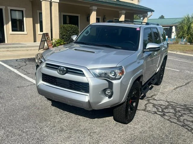 2022 Toyota 4Runner TRD Off-Road Premium 4WD V6's photo