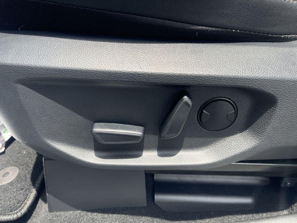 Used 2024 Gray Ford Lariat image 16