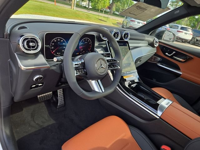 New 2026 Polar White Mercedes-Benz GLC300 image 25