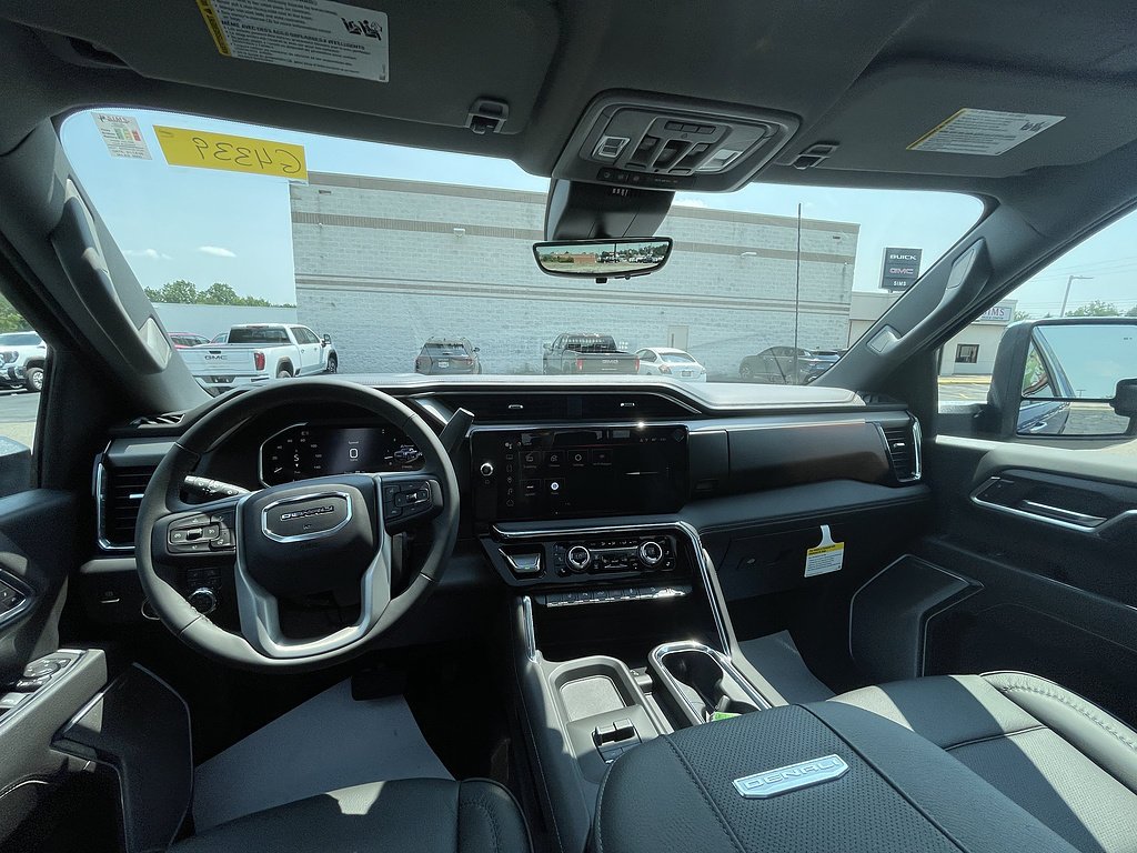 2026 GMC Sierra 3500HD Denali - Photo 19